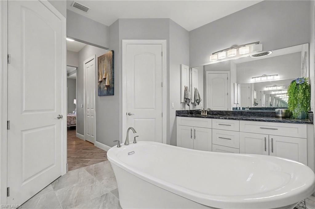 4310 Gulfstream Pkwy, Cape Coral, FL 33993 Photo