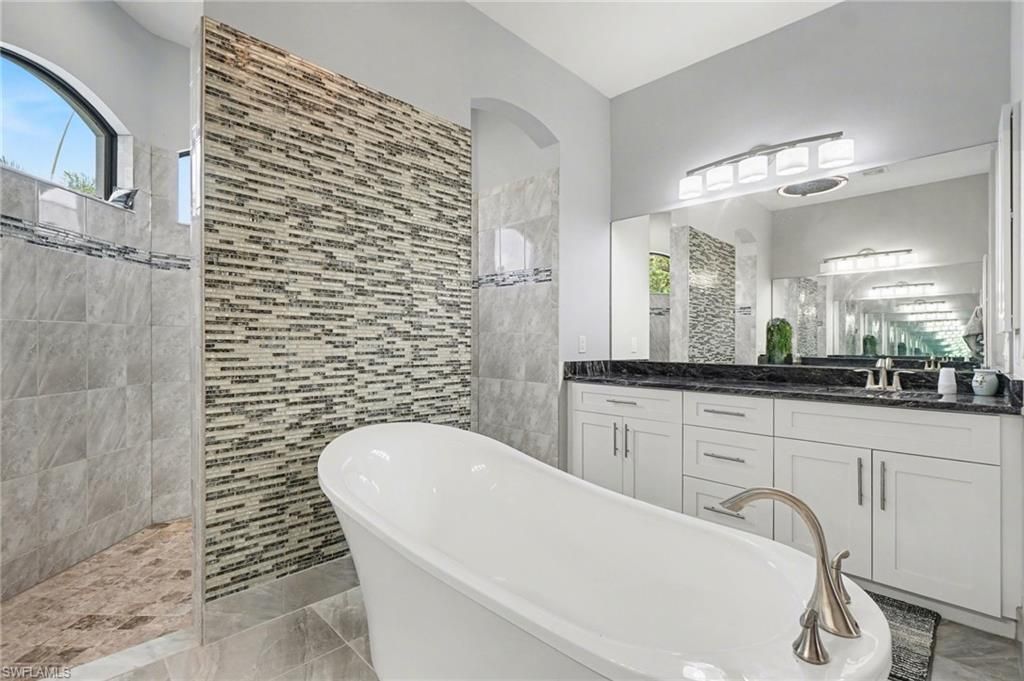 4310 Gulfstream Pkwy, Cape Coral, FL 33993 Photo