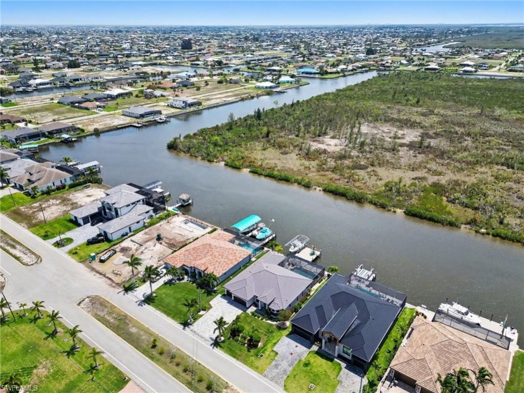 4310 Gulfstream Pkwy, Cape Coral, FL 33993 Photo