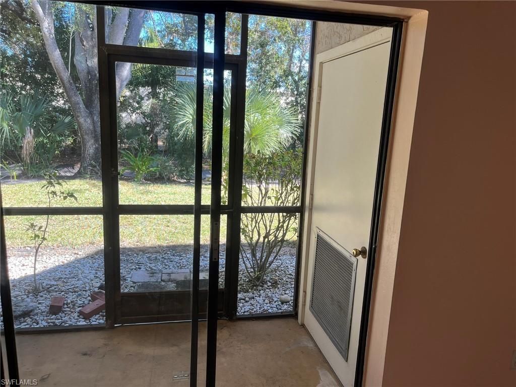 9627 Eaton Gardens Ln, Unit 103, Fort Myers, FL 33919 Photo