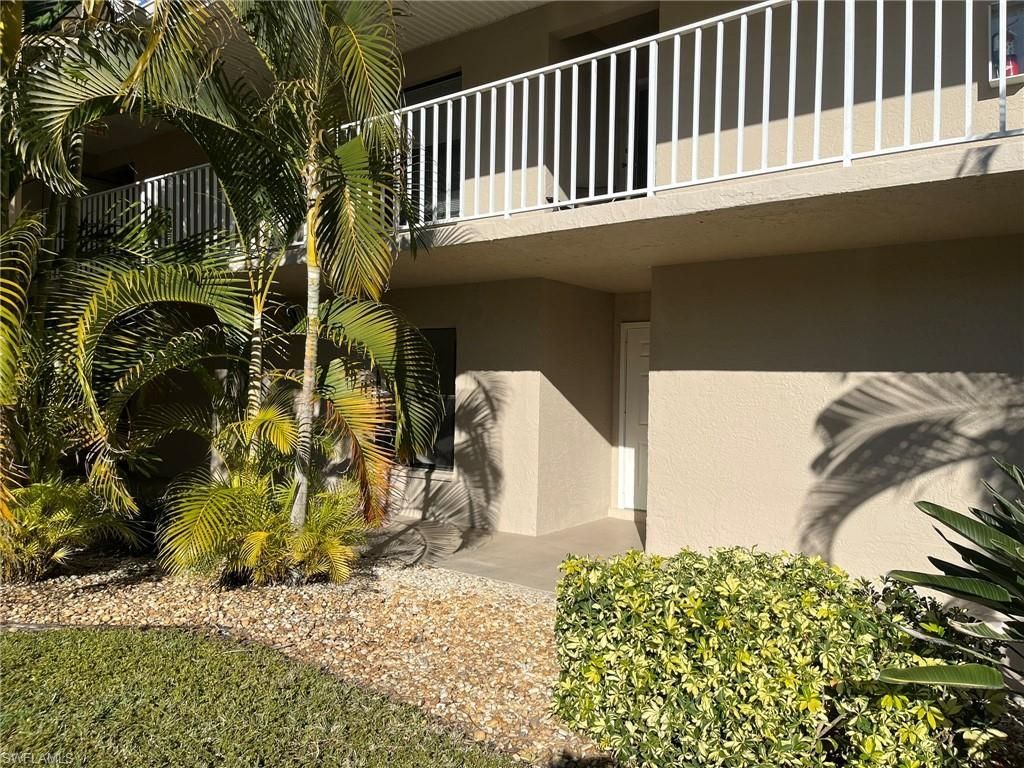 9627 Eaton Gardens Ln, Unit 103, Fort Myers, FL 33919 Photo