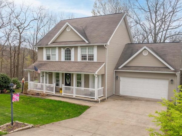 21 Oakton Drive, Morgantown, WV 26508