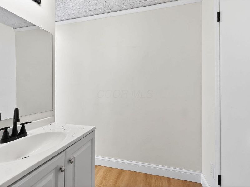 409 Ryan Avenue, Columbus, OH 43223 Photo 12