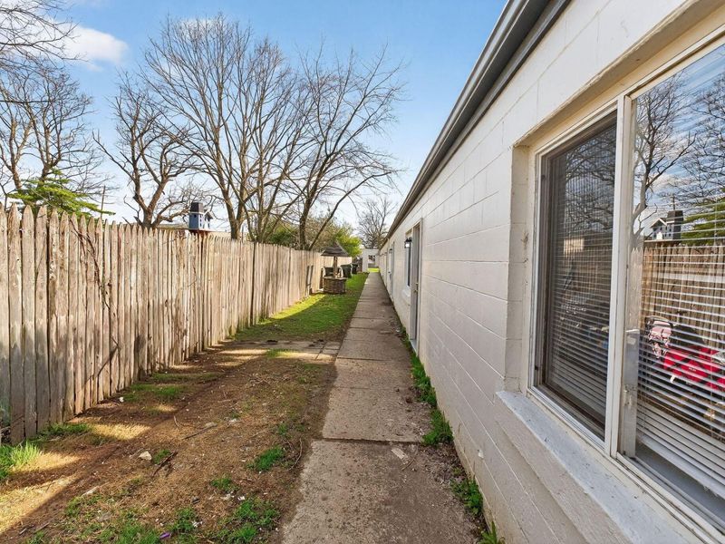 409 Ryan Avenue, Columbus, OH 43223 Photo 4