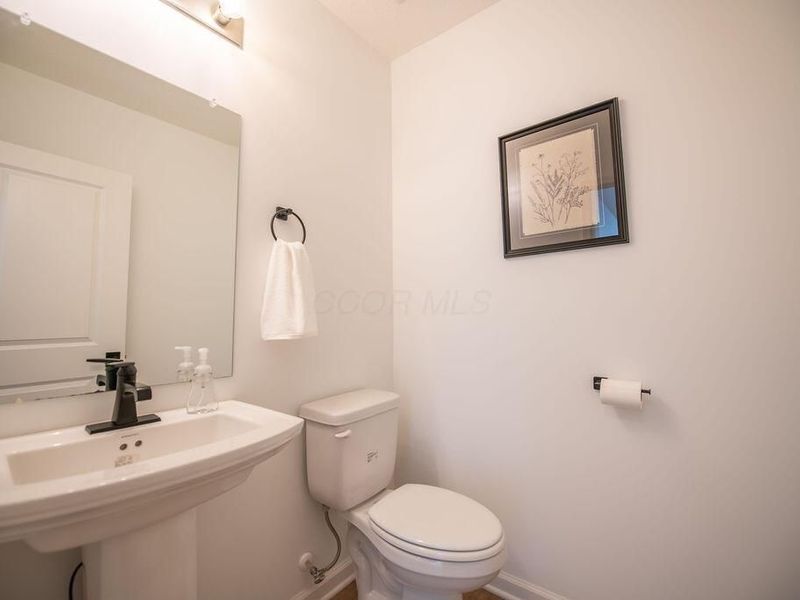 428 Oakland Hills Loop, Commercial Point, OH 43116 Photo 19