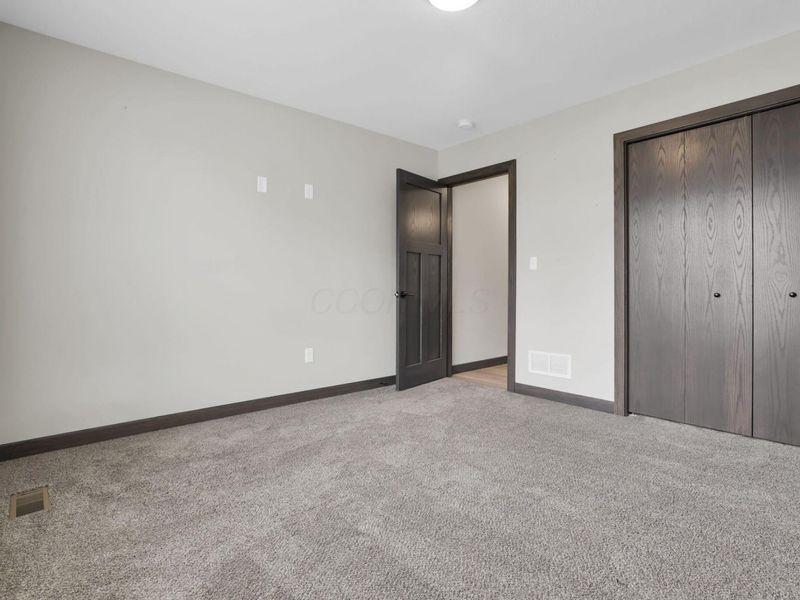 315 Oak Street, Centerburg, OH 43011 Photo 35