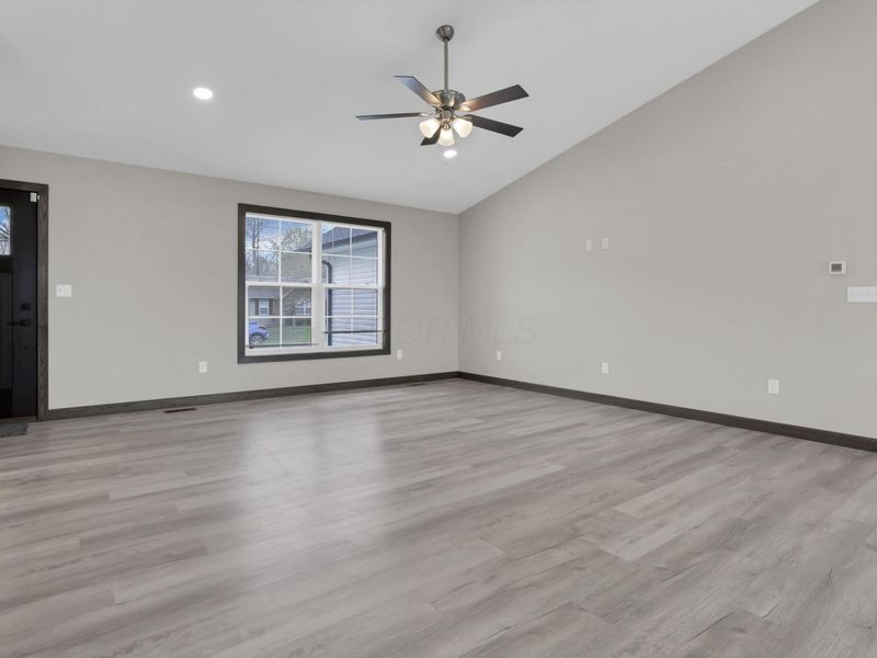 315 Oak Street, Centerburg, OH 43011 Photo 9