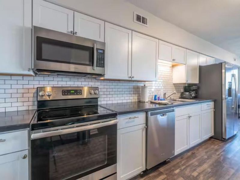 2500 Warsaw Avenue , Unit 10, Cincinnati, OH 45204 Photo 2