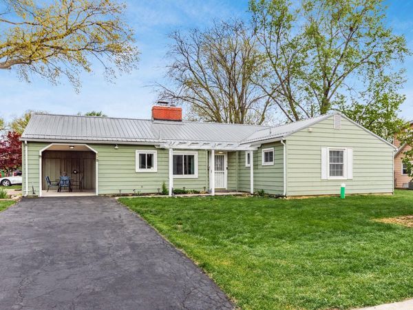 474 Darbyhurst Road , Columbus, OH 43228