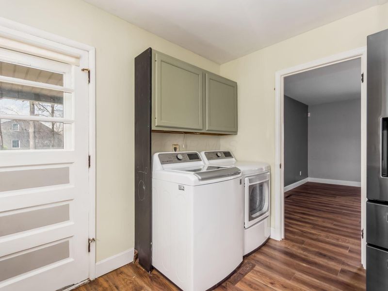 474 Darbyhurst Road , Columbus, OH 43228 Photo 15