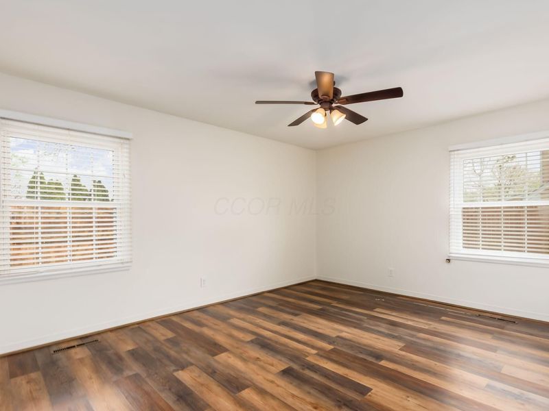 474 Darbyhurst Road , Columbus, OH 43228 Photo 23