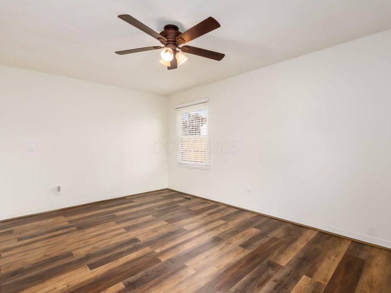 474 Darbyhurst Road , Columbus, OH 43228 Photo 24