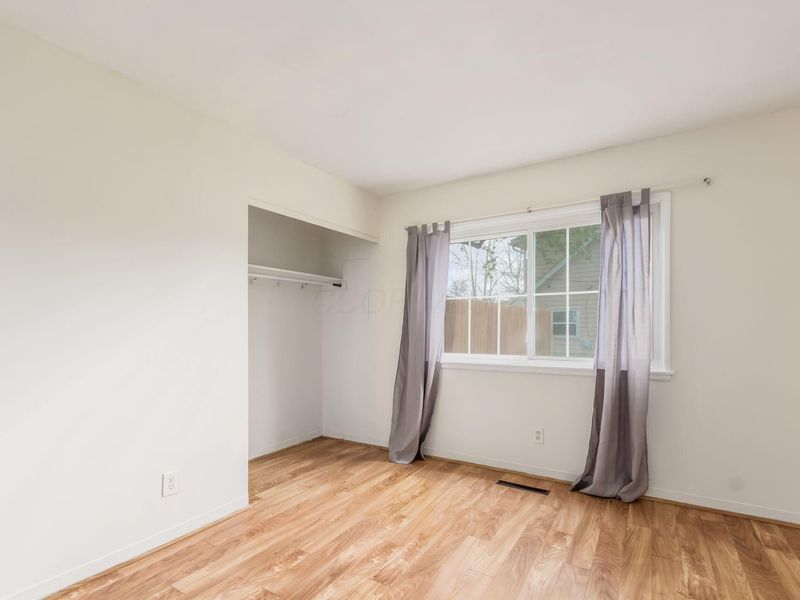 474 Darbyhurst Road , Columbus, OH 43228 Photo 26