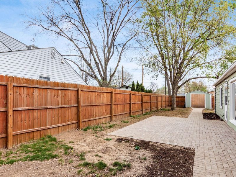 474 Darbyhurst Road , Columbus, OH 43228 Photo 32