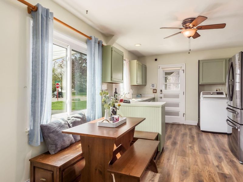 474 Darbyhurst Road , Columbus, OH 43228 Photo 8