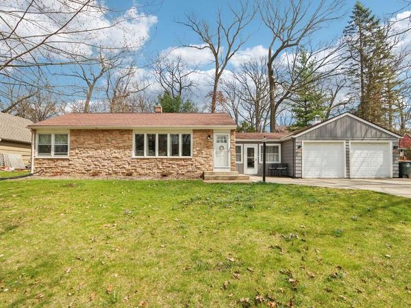 1418 N 123rd STREET, Wauwatosa, WI 53226