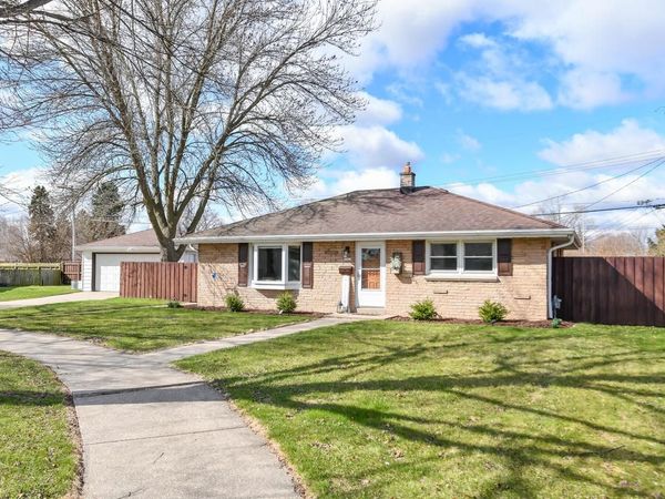 3321 S 70th STREET, Milwaukee, WI 53219