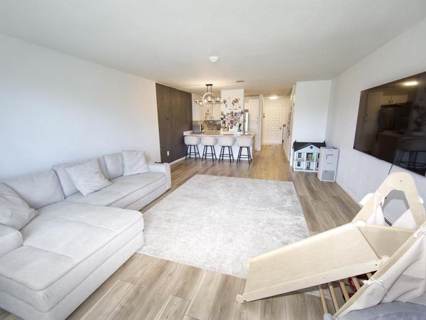 4050 W Rivers Edge CIRCLE, Unit 22, Brown Deer, WI 53209