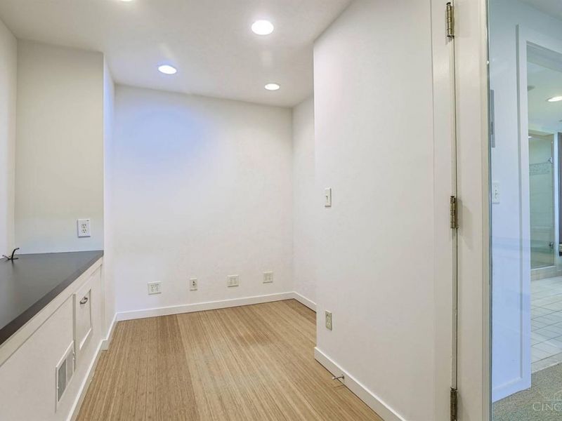 959 Hill Street, Cincinnati, OH 45202 Photo 18