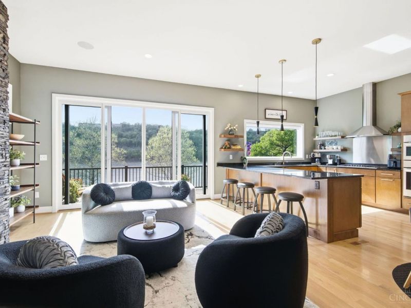 5765 Sanctuary Place, Cincinnati, OH 45230 Photo 3