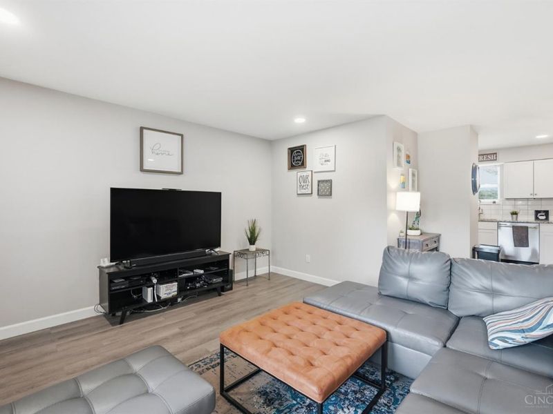 5211 Spechtview Drive, Green Township, OH 45248 Photo 12