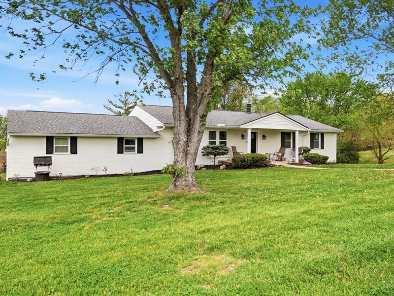 5211 Spechtview Drive, Green Township, OH 45248 Photo 2