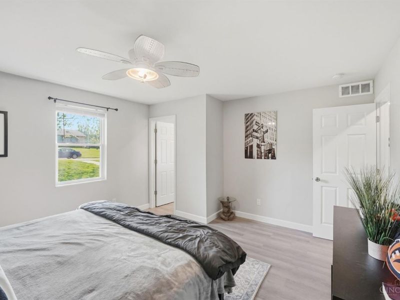 5211 Spechtview Drive, Green Township, OH 45248 Photo 23