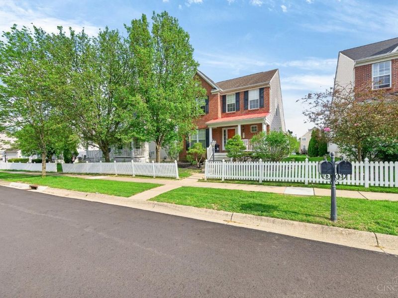 251 Countryside Drive, Lebanon, OH 45036 Photo 2