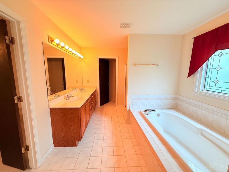 3609 Trotters Lane, Mason, OH 45040 Photo 6