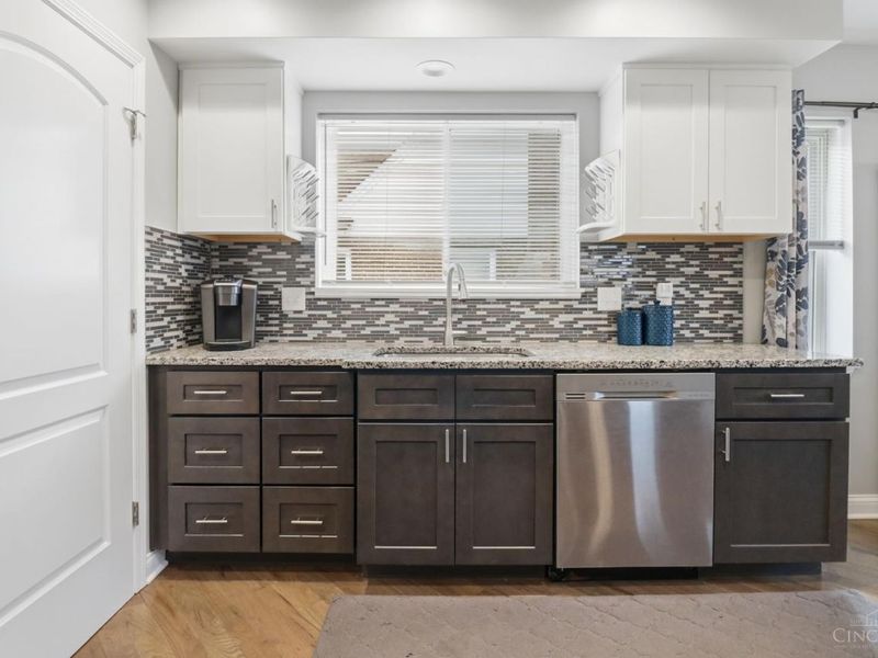 1844 Greenbriar Place, Cincinnati, OH 45237 Photo 12