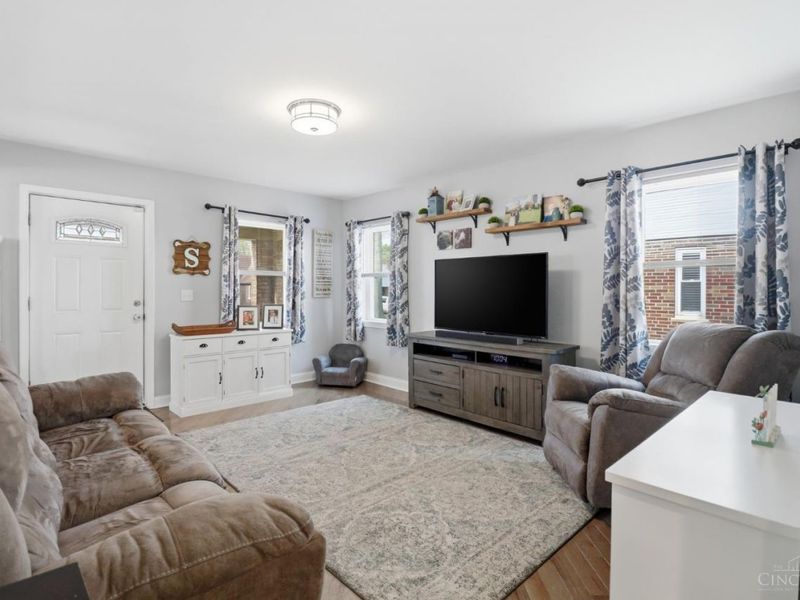 1844 Greenbriar Place, Cincinnati, OH 45237 Photo 7