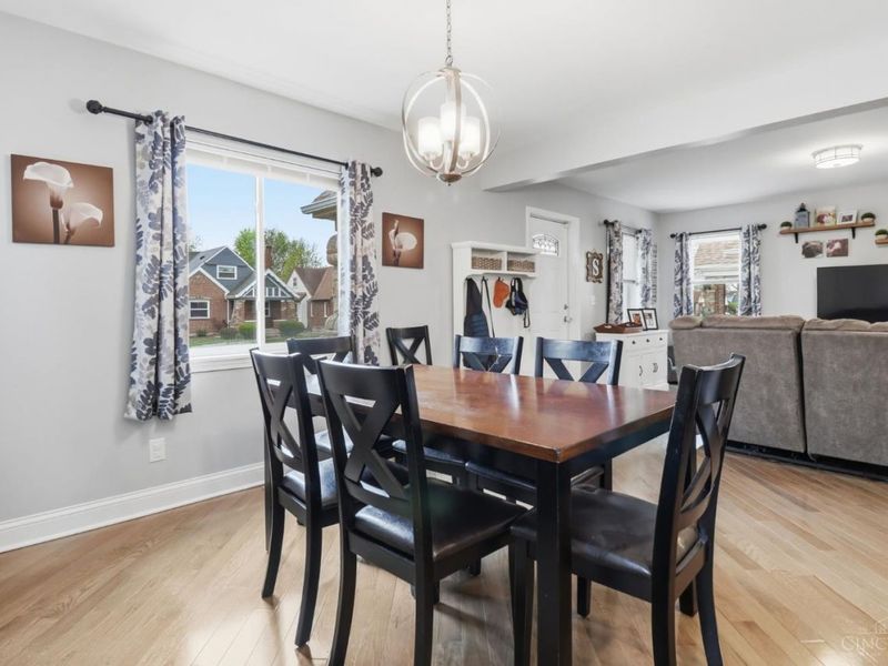 1844 Greenbriar Place, Cincinnati, OH 45237 Photo 9