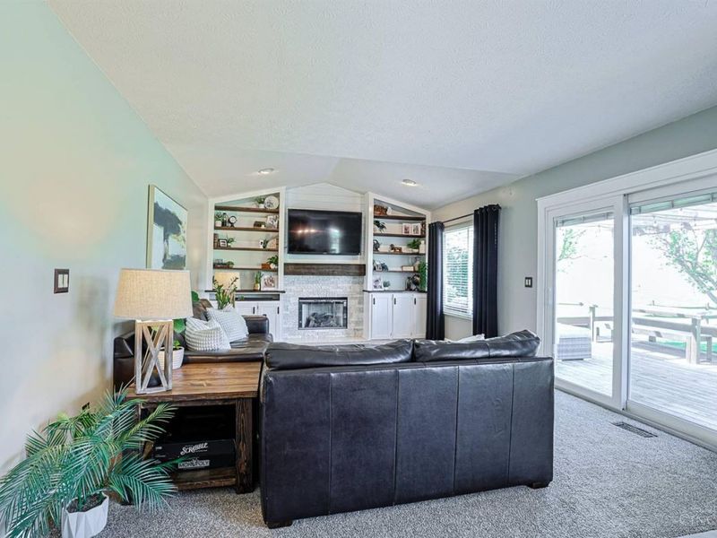 9869 Cedar Knoll Drive, Deerfield Twp., OH 45040 Photo 10