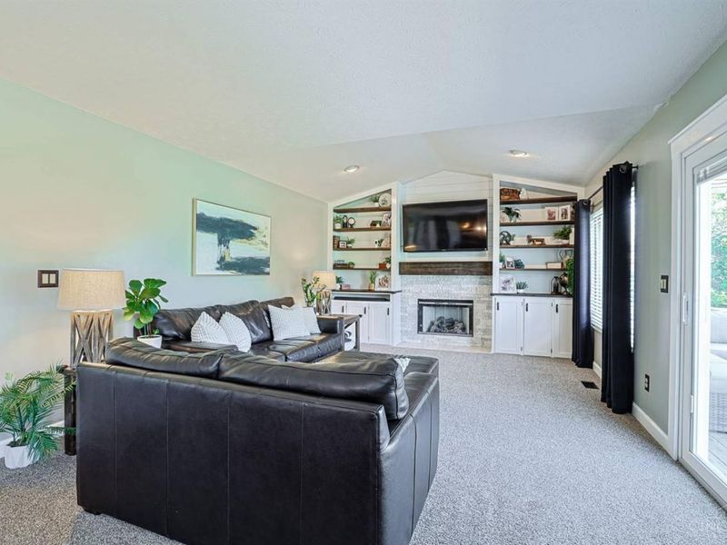 9869 Cedar Knoll Drive, Deerfield Twp., OH 45040 Photo 11