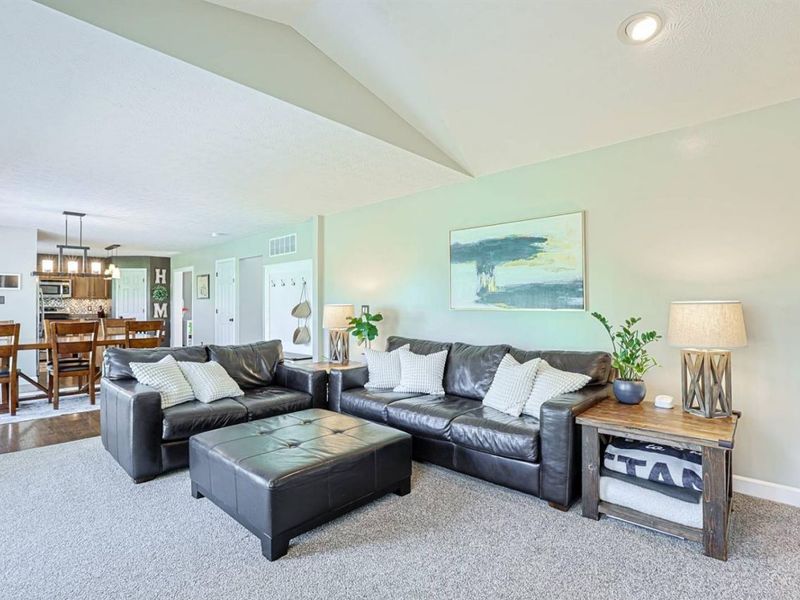 9869 Cedar Knoll Drive, Deerfield Twp., OH 45040 Photo 12