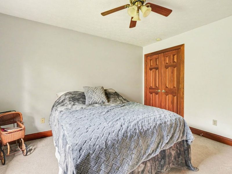 6291 Ashbourne Place, Green Township, OH 45233 Photo 12