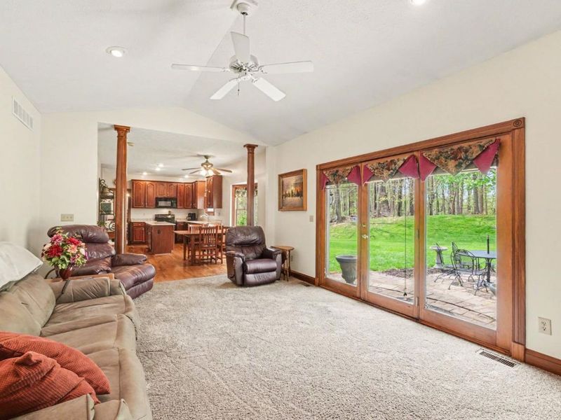 6291 Ashbourne Place, Green Township, OH 45233 Photo 5