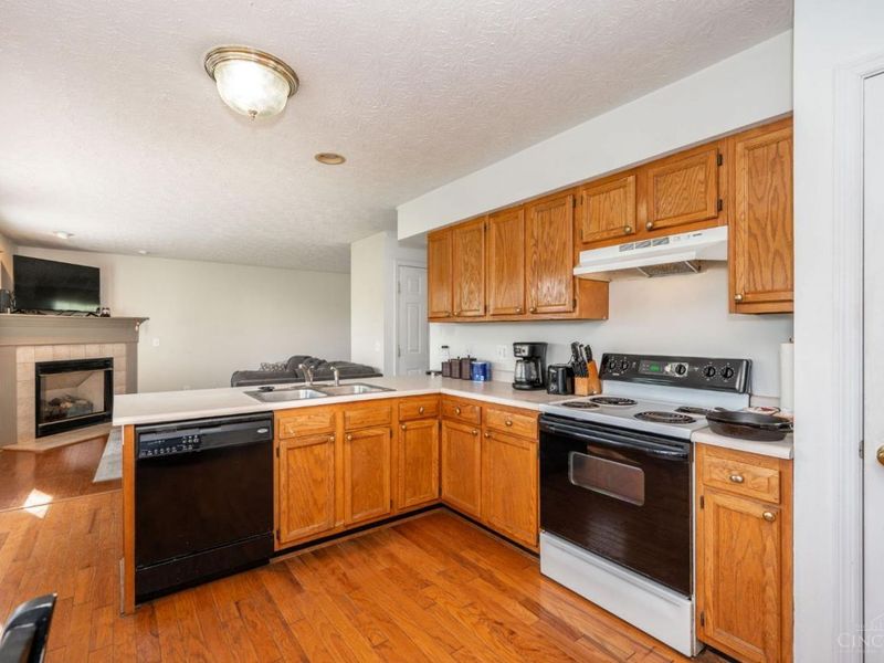 910 Hamlin Drive, Hamilton Twp, OH 45039 Photo 18