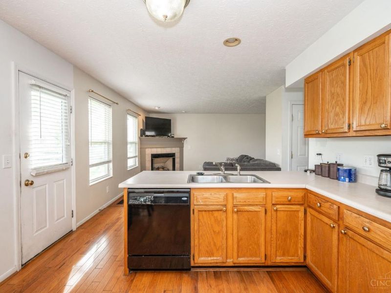 910 Hamlin Drive, Hamilton Twp, OH 45039 Photo 19