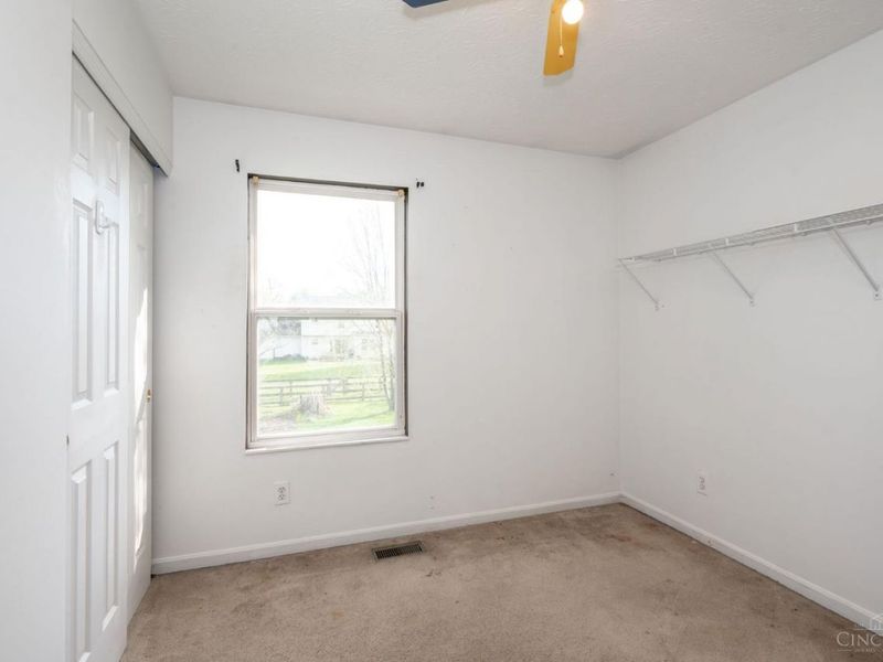 910 Hamlin Drive, Hamilton Twp, OH 45039 Photo 25