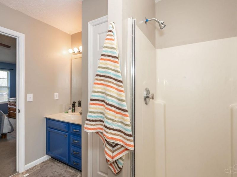 910 Hamlin Drive, Hamilton Twp, OH 45039 Photo 27