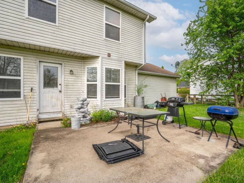 910 Hamlin Drive, Hamilton Twp, OH 45039 Photo 37