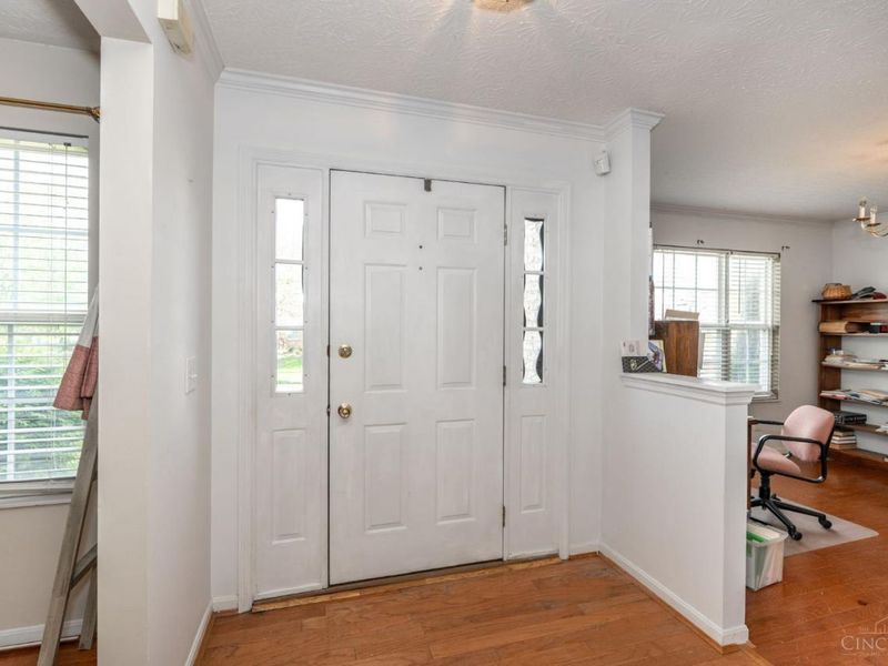 910 Hamlin Drive, Hamilton Twp, OH 45039 Photo 4