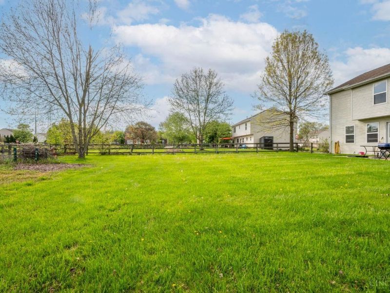 910 Hamlin Drive, Hamilton Twp, OH 45039 Photo 42