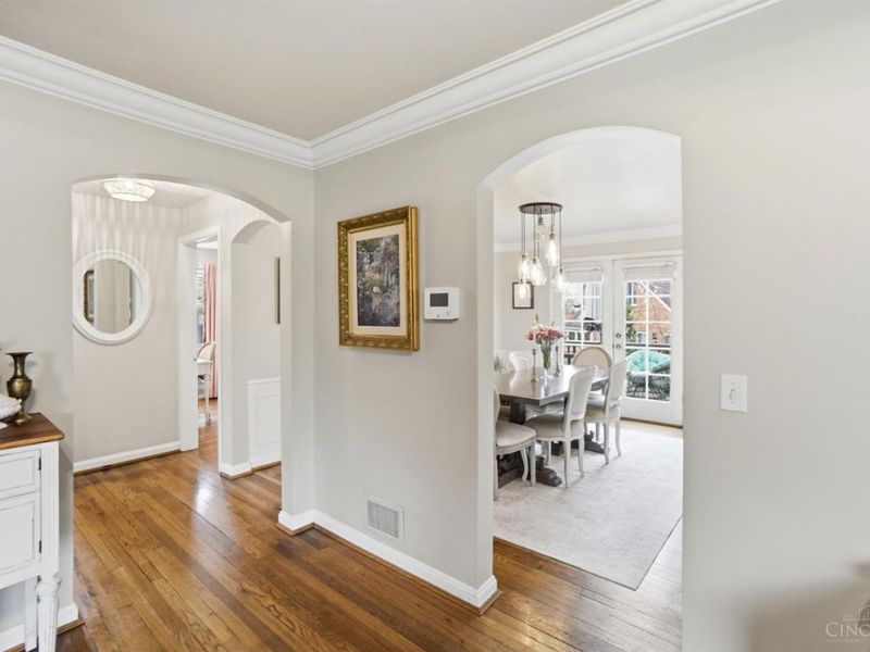 3239 Ashwood Drive, Cincinnati, OH 45213 Photo 13