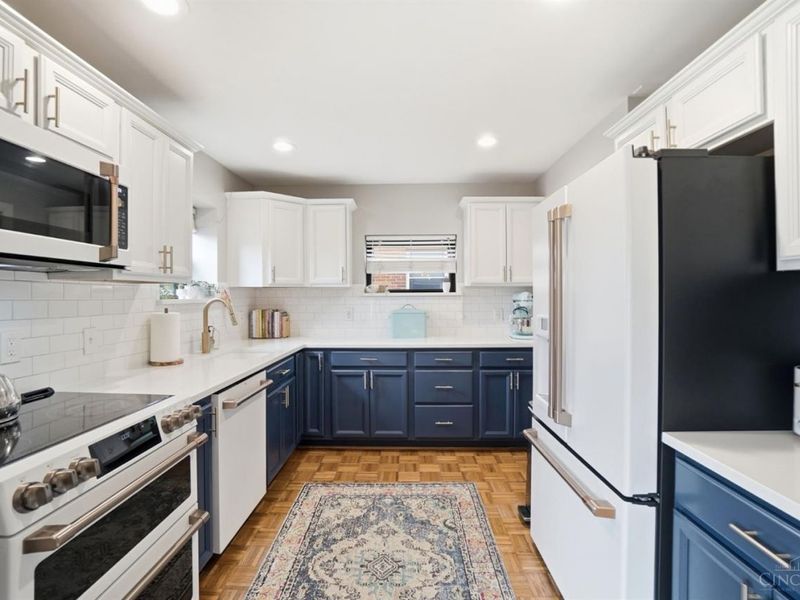 3239 Ashwood Drive, Cincinnati, OH 45213 Photo 17