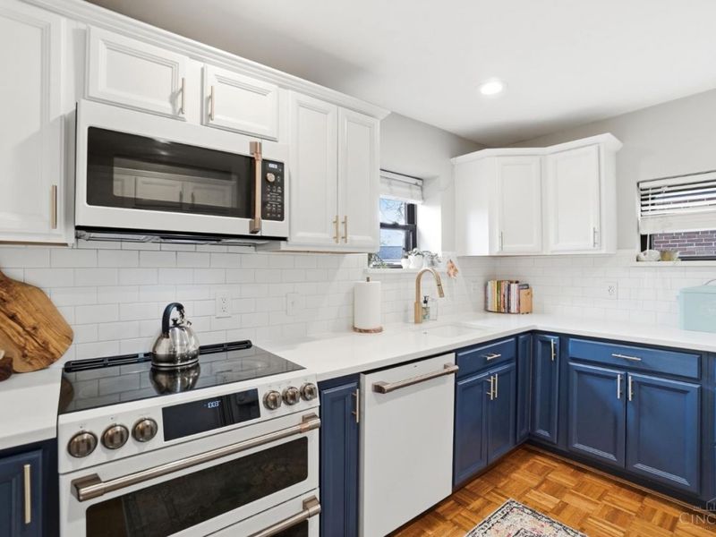 3239 Ashwood Drive, Cincinnati, OH 45213 Photo 18