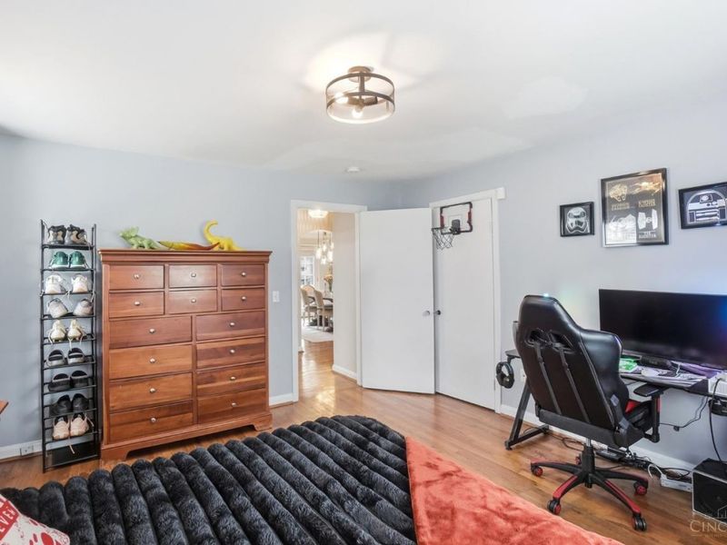 3239 Ashwood Drive, Cincinnati, OH 45213 Photo 24