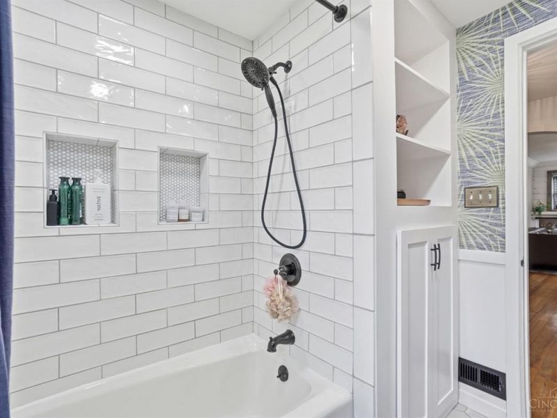 3239 Ashwood Drive, Cincinnati, OH 45213 Photo 26