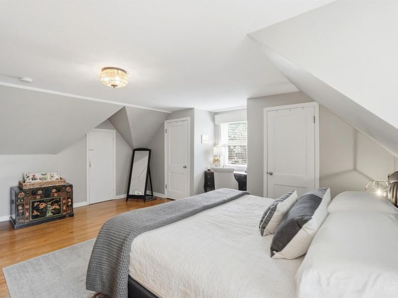 3239 Ashwood Drive, Cincinnati, OH 45213 Photo 36